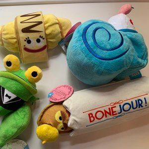 NWT Dog Toys Squeaky and Soft